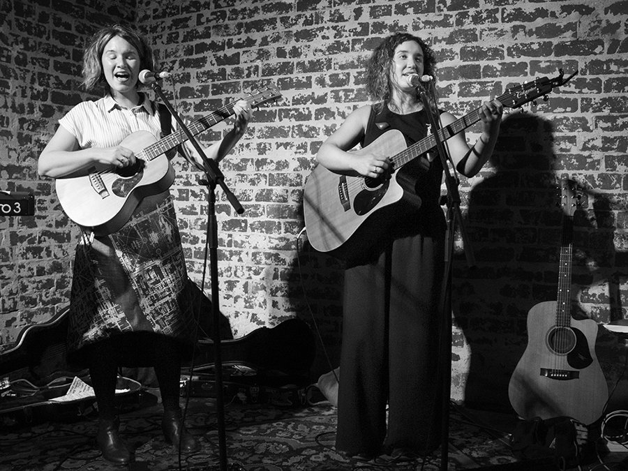 MOTHLIVE's tweet photo. Thank you @littlestevies @Midwayersmusic @TrofeoEstate for a grand night of music food and wine https://t.co/C9kCjTVwkb