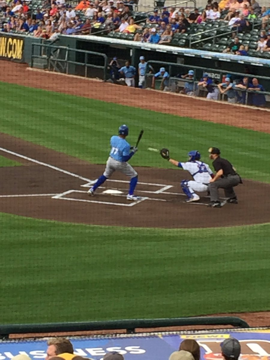 Terry_Sell's tweet photo. Needed @BulldogBam to start the Hip Hip Jorge cheer! https://t.co/MDd6KP1XqD