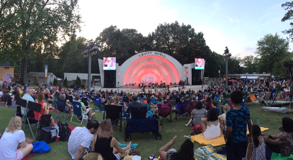 Vivekdna's tweet photo. #CTMem last event with family @LevittShell @lizbrasher #MemphisTN https://t.co/Lo1TrR5CAr