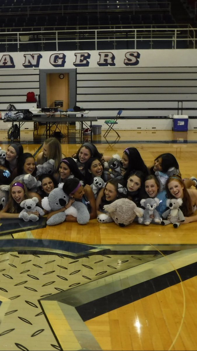 JennaJudkins's tweet photo. When you don't get the laughing pic memo @KCR_Myah #yea77 https://t.co/giCLYKWOpR