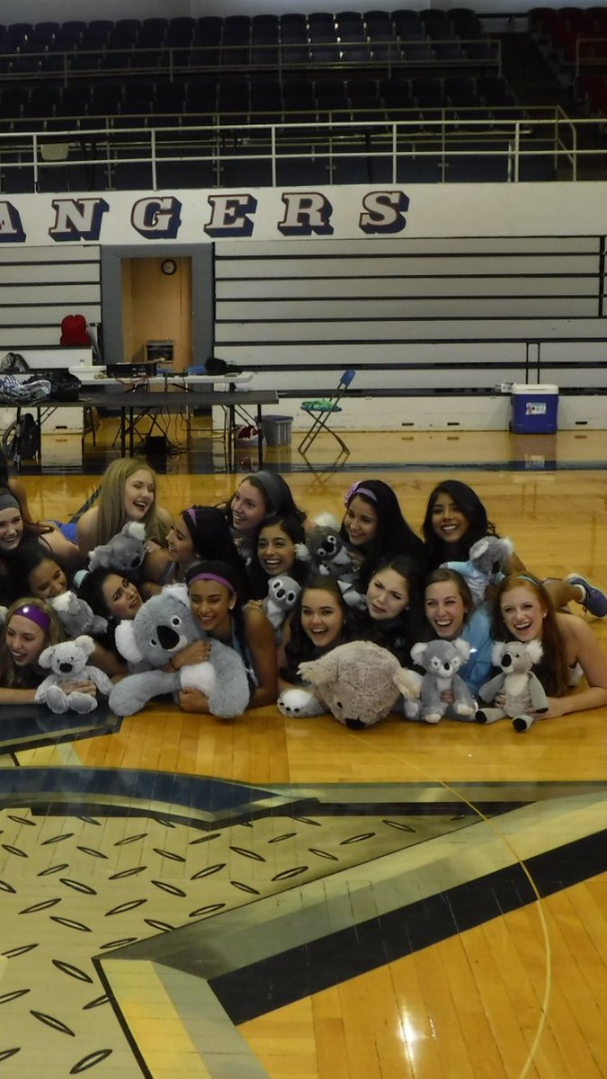JennaJudkins's tweet photo. When you don't get the laughing pic memo @KCR_Myah #yea77 https://t.co/giCLYKWOpR