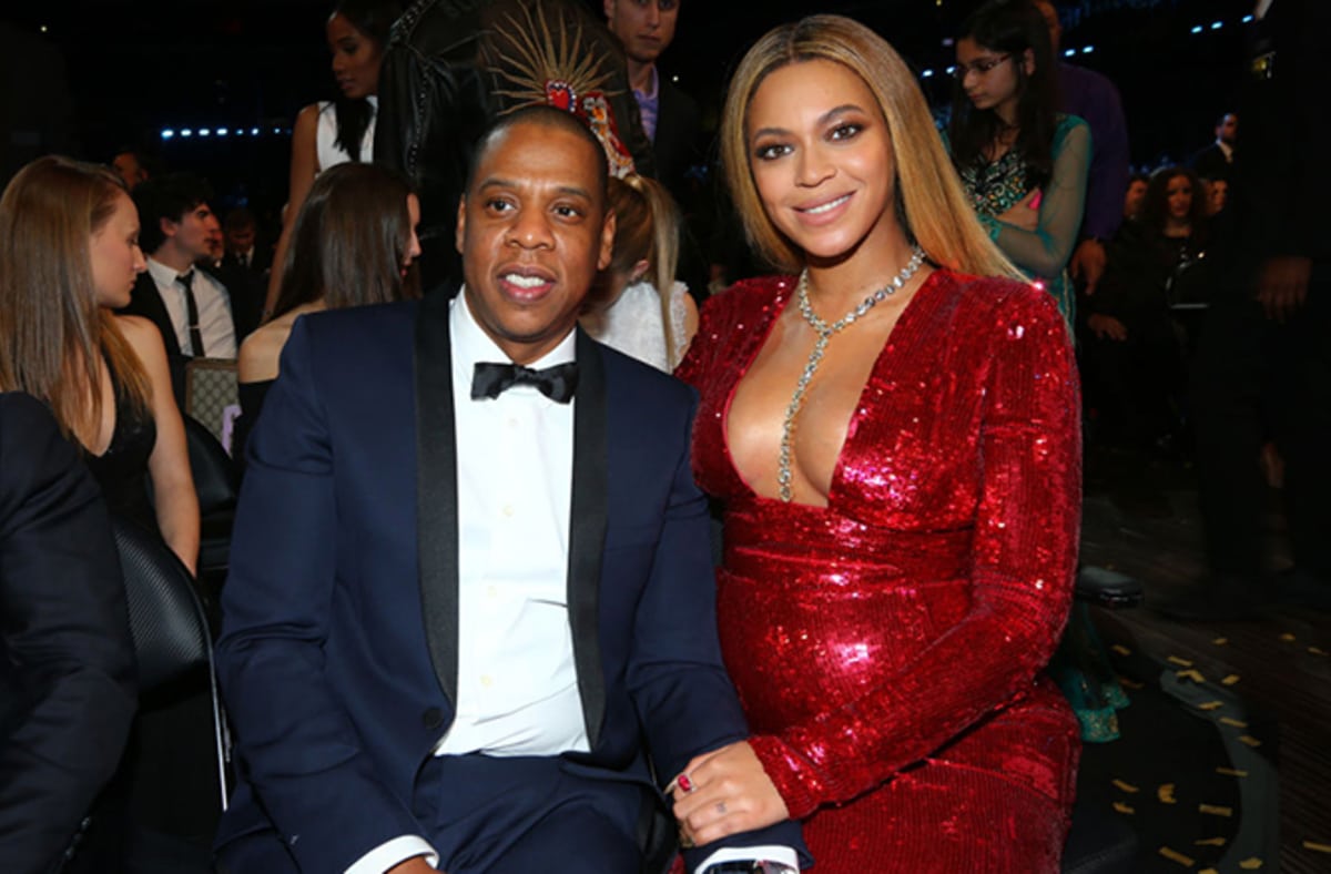 Complex's tweet photo. Beyoncé has given birth to her twins. https://t.co/afvlJ2ThH9 https://t.co/zNKvWJ2Xgi
