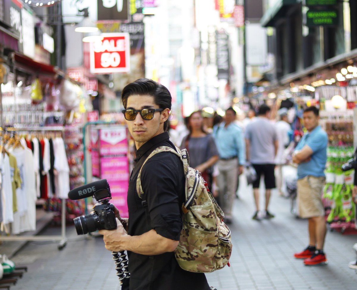 Wil_Dasovich's tweet photo. Lost in Korea with no plans nor problems!
#Seoul #TravelVlog @netflixph
📷: @danielcmarsh https://t.co/39gWYefe0V