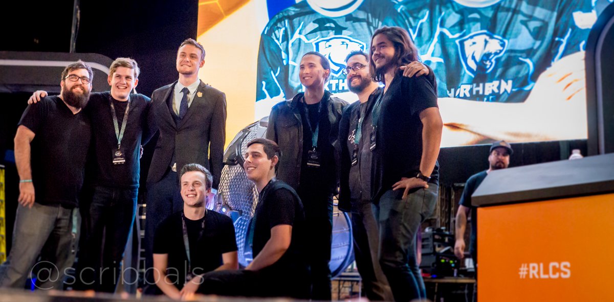 ScribbsAF's tweet photo. From fans to the people behind the scenes. Big props to the production team behind #RLCSWCS3 who made the arena look phenomenal! https://t.co/JOeIPLzB7d