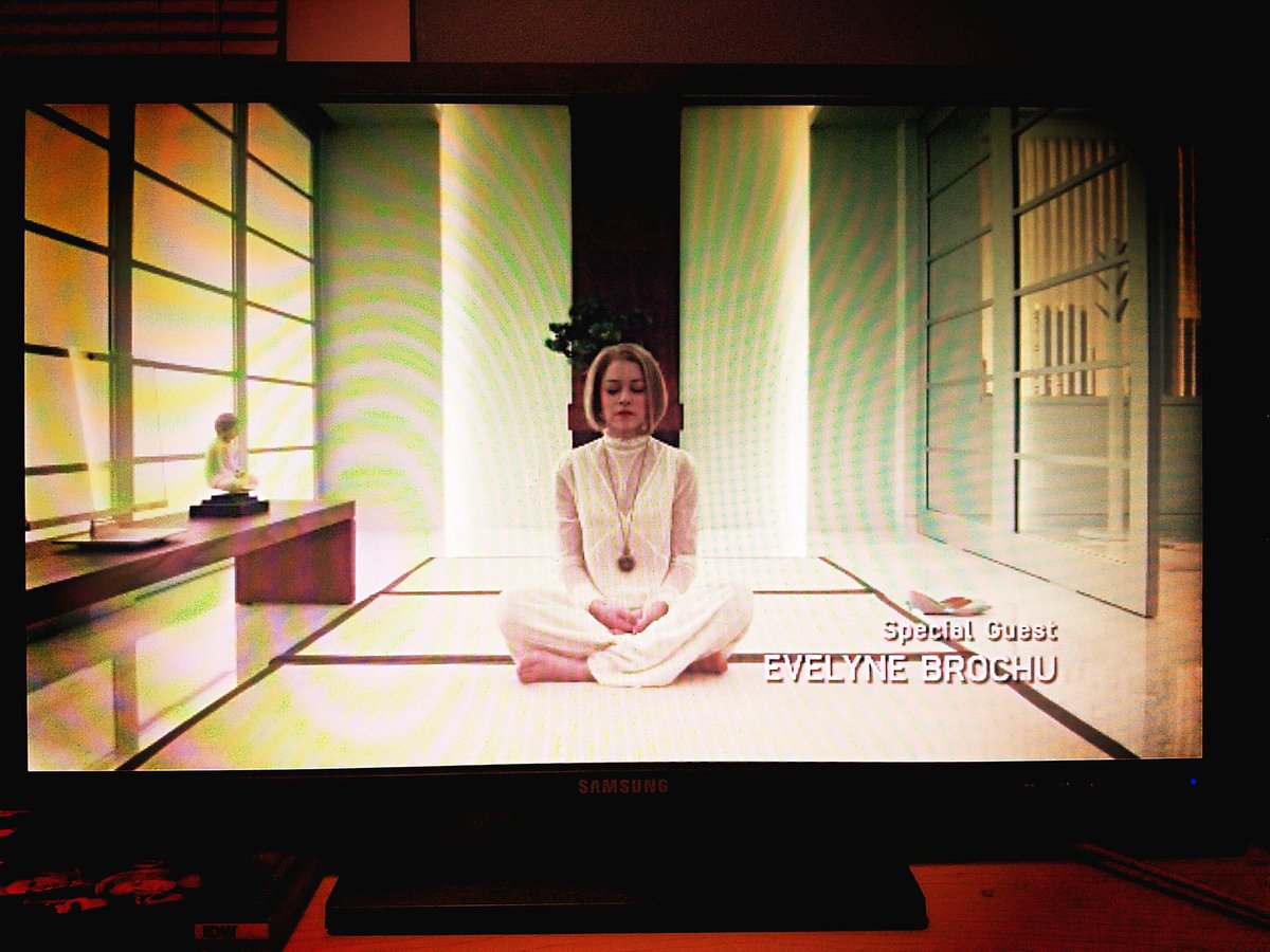 CloneClubGlobal's tweet photo. Sorry folks, @EvelyneBrochu is still a guest star!! Put her in the midddooowww! #OrphanBlack #CloneClub https://t.co/UE0SMHBi1z