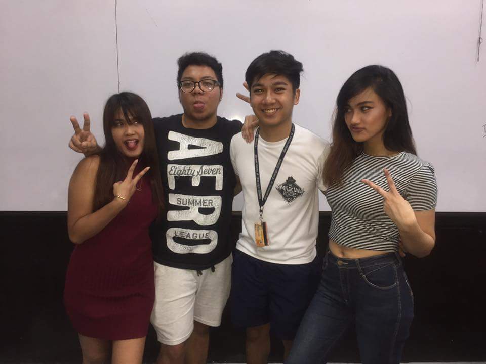 JPCSMapua's tweet photo. Shoutout to these people who helped our candidate. π
Makeup artist: @Jenicaibit
Officers: @iLancee & @kiitsanchez
#OneTeam #Jpeeps https://t.co/FCF8u4cv2n