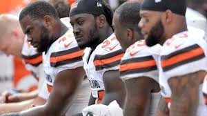 GridPackers's tweet image. After a tough loss there seems to be an apparent riff between LOBs and LB &amp;amp; DE for the lack of passrush.