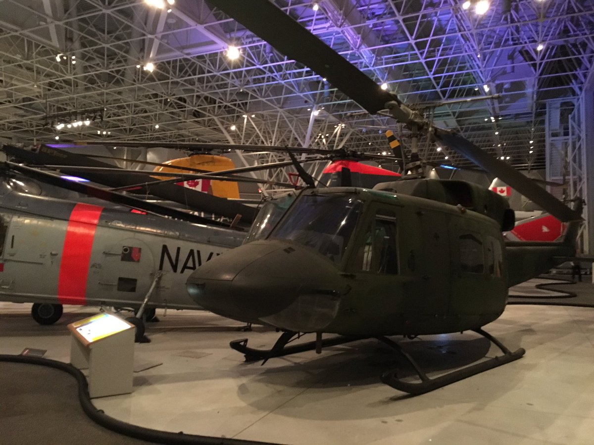CdnOrthoAssoc's tweet photo. #MDTakeover Great final full day of #COAOttawa2017 capped off with dinner & live music at The Hangar... #Space&AviationMuseum https://t.co/1yCq0t8Eww