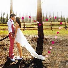 ろけ Taasyhafskk 2人だけの式ってなんだか憧れる 事務所にも友達にも内緒で駆け落ち感もいい 写真は小栗くんと山田優ちゃんなんだけど スニーカー履いてこっちはシンプルなドレス着たいな T Co Lgqqjrdttt Twitter