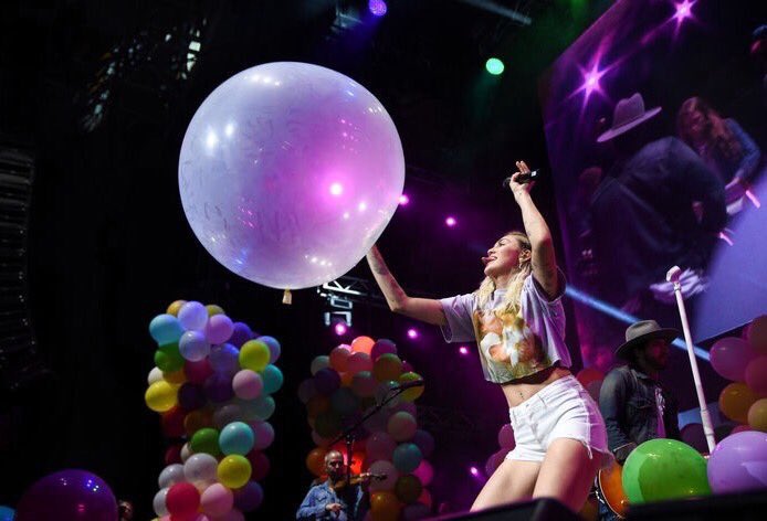 MySmilerSide tweet picture