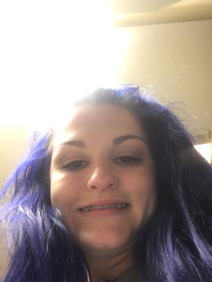 kaylakershaww's tweet photo. surprise pics on my phone from my love. 💞 https://t.co/TEL3AbFyvh