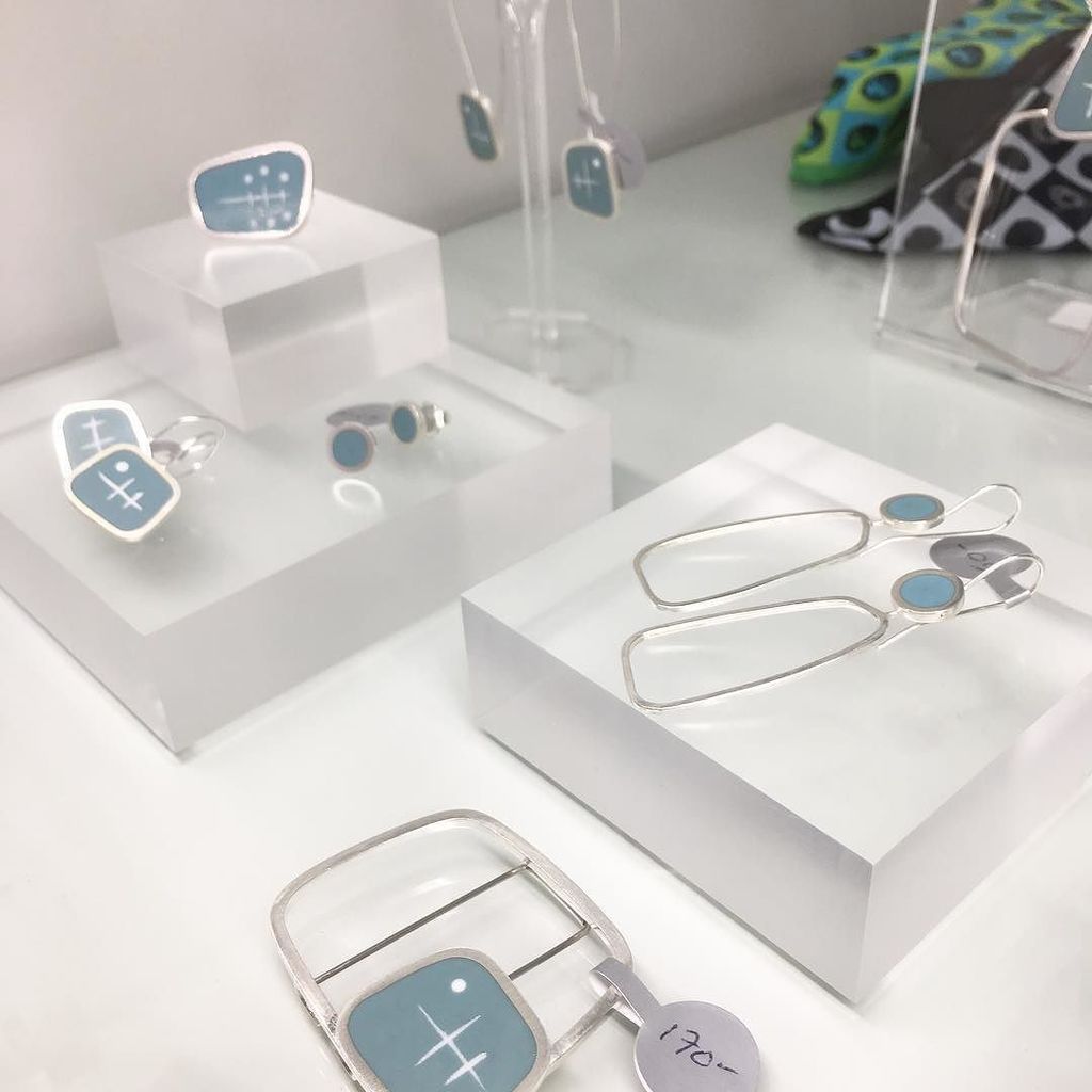 querc's tweet photo. Yesterday I added fresh new stock in aqua, orange and inky blue at the Guild at 51 shop in Cheltenham. #springclea… https://t.co/keBshHUqMF https://t.co/kBMe1bsKNA