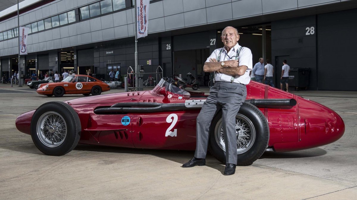 TommyBLondon's tweet photo. The Legend 🏁 @LienhardRacing @FormulaOneWorld @vividcloudofwat @Bertieschip @FAFBulldog @MrKevinAbbott @PeterPtur9421 @Tato1979 @zdravkost https://t.co/5oGHagp4md
