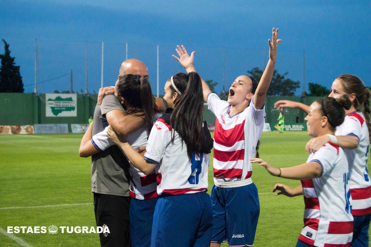 estugrada's tweet photo. El .@GranadaFemenino B ganó la Copa Diputación al @CDbazafemenino las imágenes 👇👇👇👇👇👇👇👇

https://t.co/e8Ymai37DP https://t.co/T9L94UgmKR