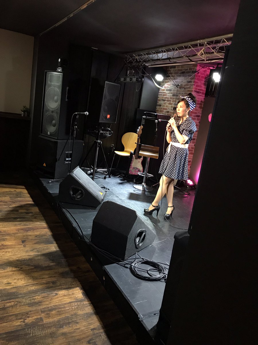 girlsbattle2's tweet photo. みずきさん!
歌ってるよ!
#GirlsEvent
#2周年記念 https://t.co/zZha7aqHIY