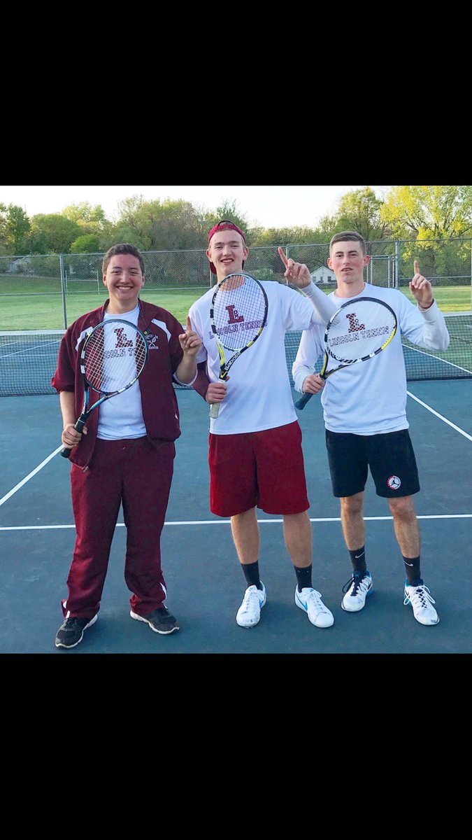 LHSCabin2k17's tweet photo. Happy Birthday to the A1 Day1 future roommate Niclutcholas🎉 @OchNick We'll see if Iowa is ready for us😈🐤 https://t.co/Qpf3DcC4ei