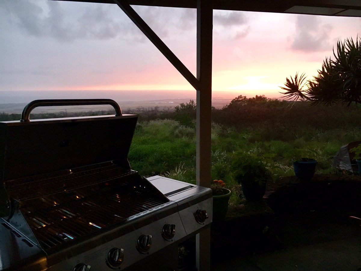 LoganFellhauer's tweet photo. I think I've found my favorite way to grill... https://t.co/XxbpeAogmR