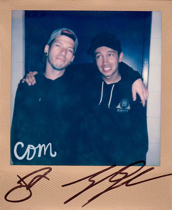 coupdemain's tweet image. happy birthday to everyone's #1 fave squishy man @joshuadun ❤️