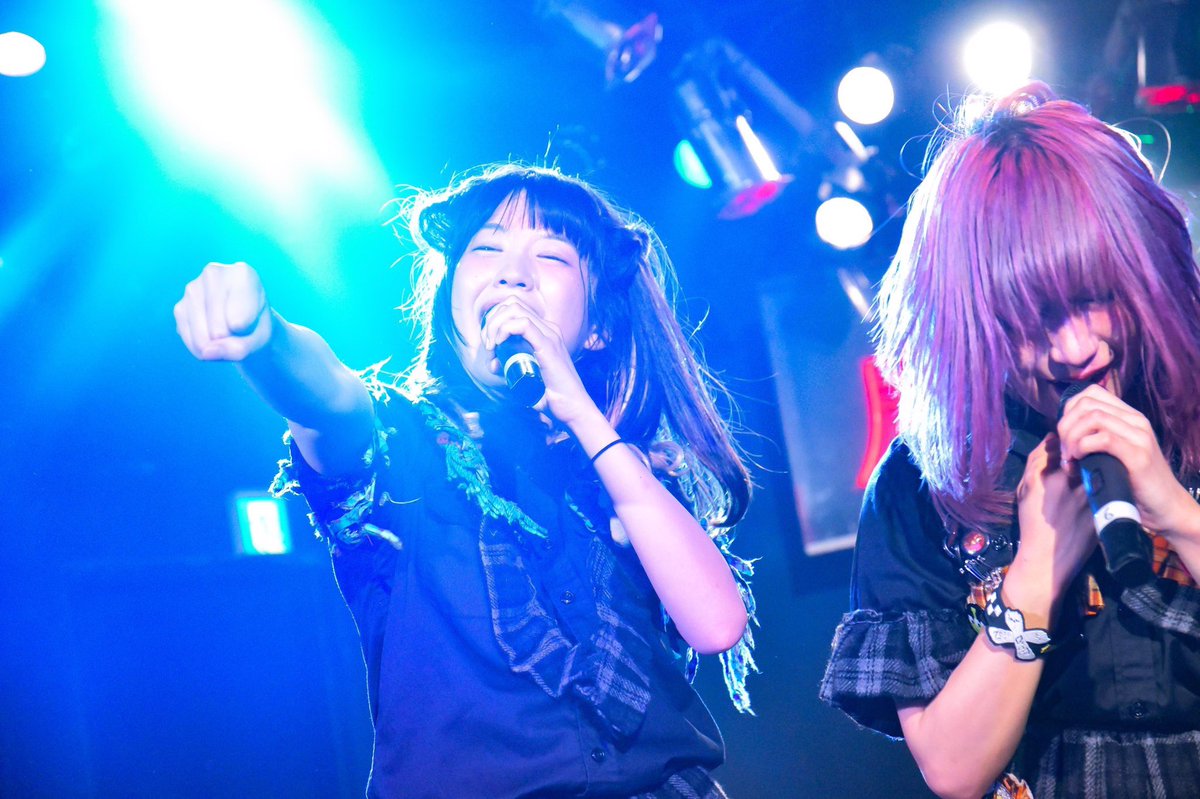 anna_gdrop's tweet image. 今日もアメ村FANJtwiceでライブがあります！
Vressさんの7周年イベント盛り上がっていきましょう😆✌🏻

偶ドロ出番は19:00〜19:25
イベント自体はもう始まってるので、みんな最初から最後まで楽しんでね〜✨

ゆらちゃん来て5人！零ちゃんは胃腸炎早く治るといいな🙏