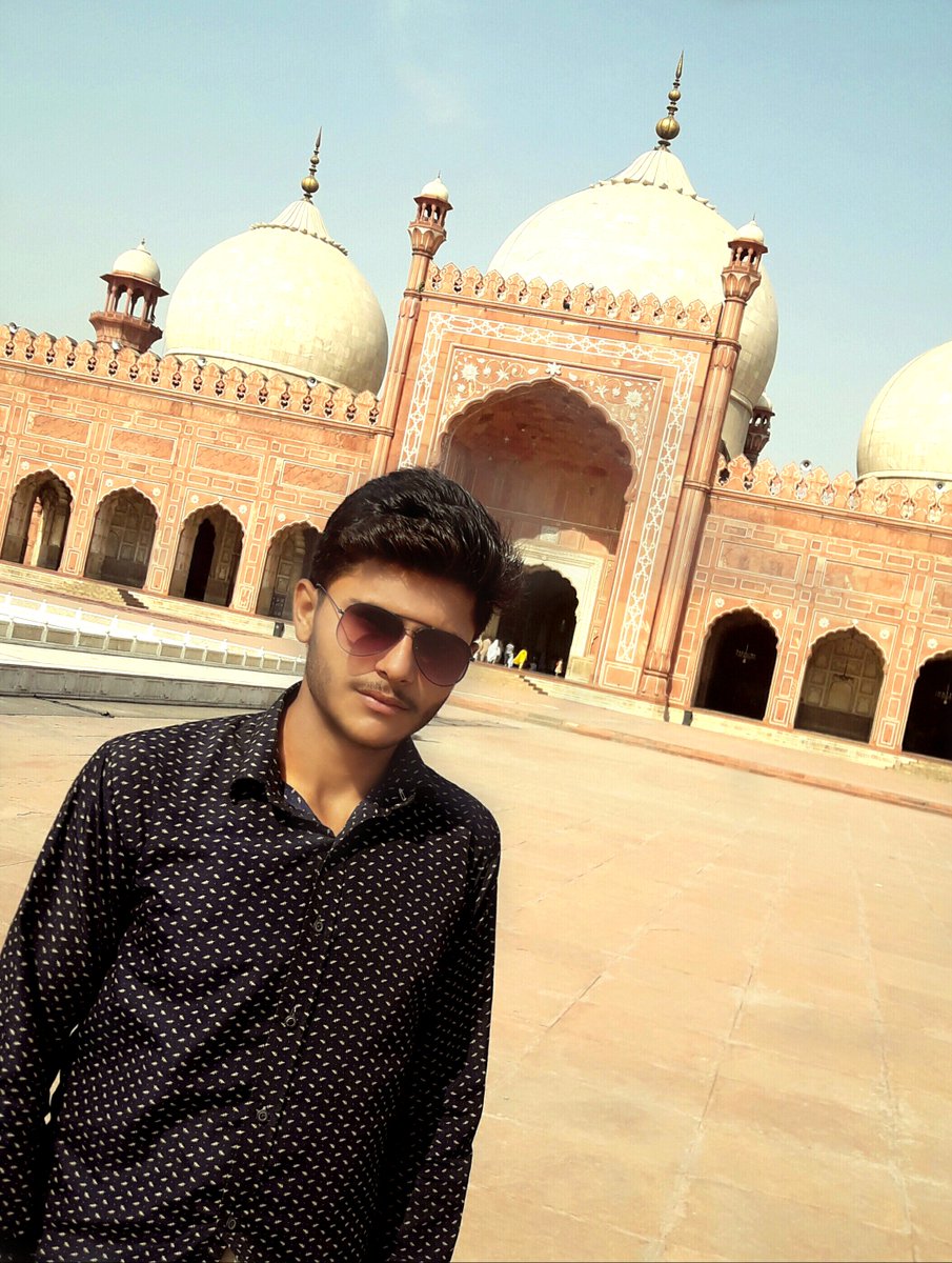Mirzaijaz14's tweet photo. mirza ijaz https://t.co/bYxZv6YejK