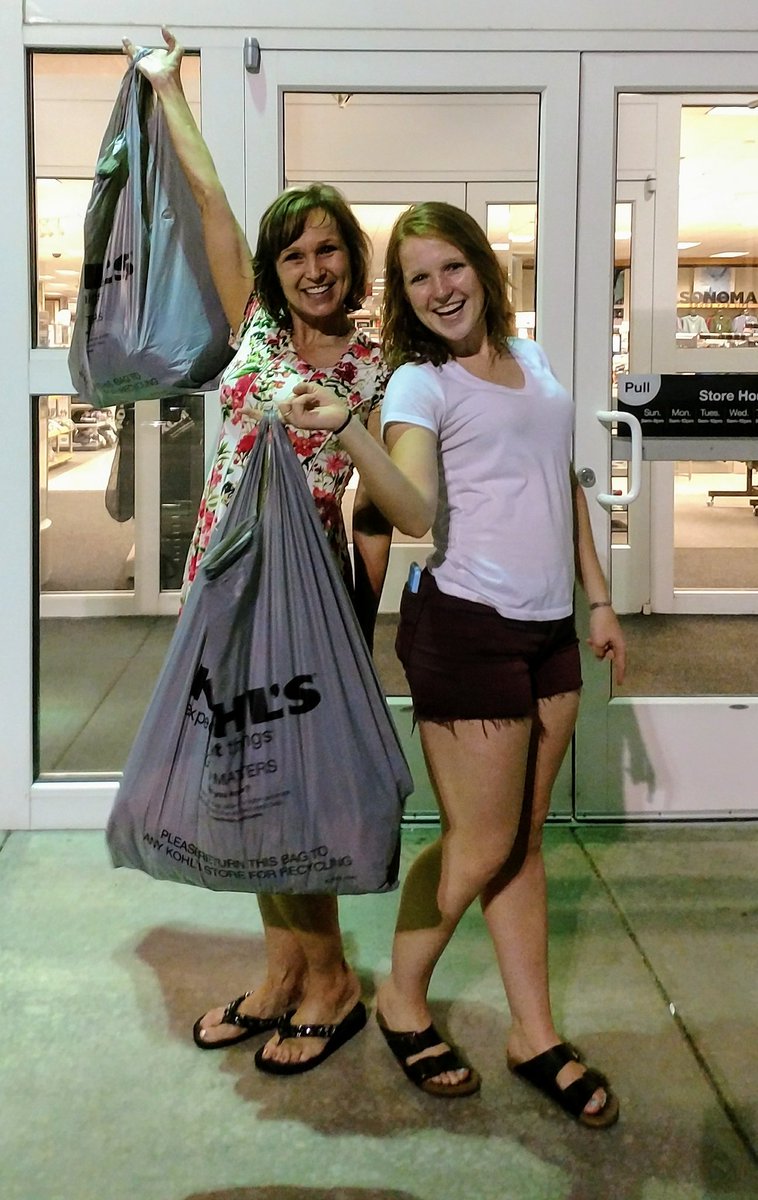 valerieashirley's tweet photo. Shopping with my niece. We closed Kohl's down!! #savedsomegreen #webestylin https://t.co/hVCIvCEtoI