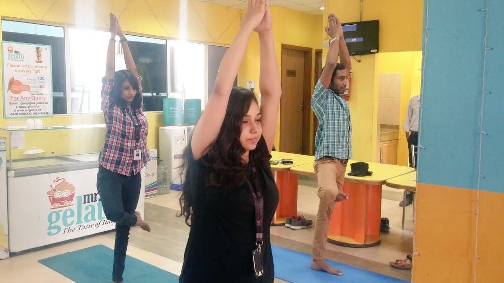 MattsenKumar's tweet photo. #TEAMMK  exploring inner dimensions of wellness during a guided #yoga session arranged for all employees. https://t.co/sQbmhy2Vmy