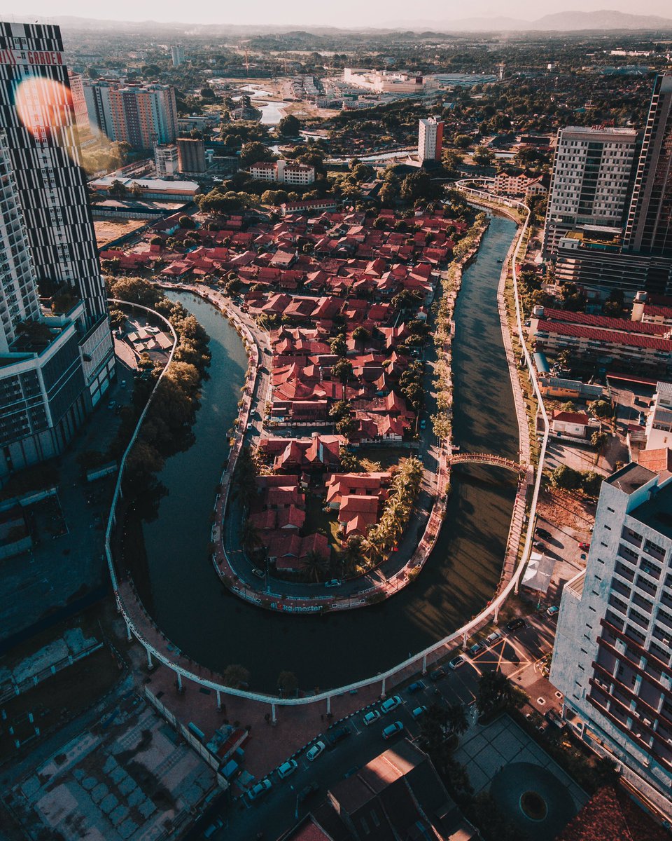 leeyikkeat's tweet photo. Malaysia from above 🇲🇾 https://t.co/eJpDtQvmKc