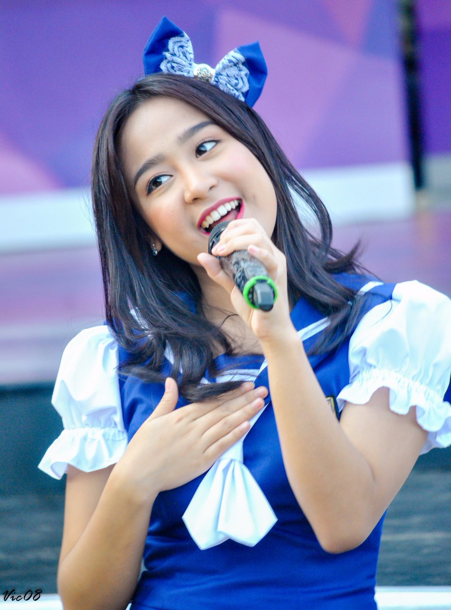 Hai adek aku. Semangat ya.🙂

<a href="/S_AngelJKT48/">Anivia</a> at Inbox SCTV 18/06/2017