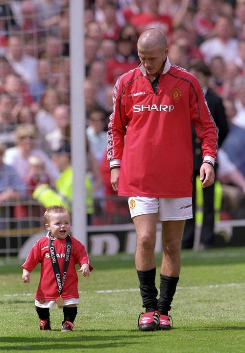 ManUtdMumbai's tweet image. Happy Father's Day! 😀👶 #mufc