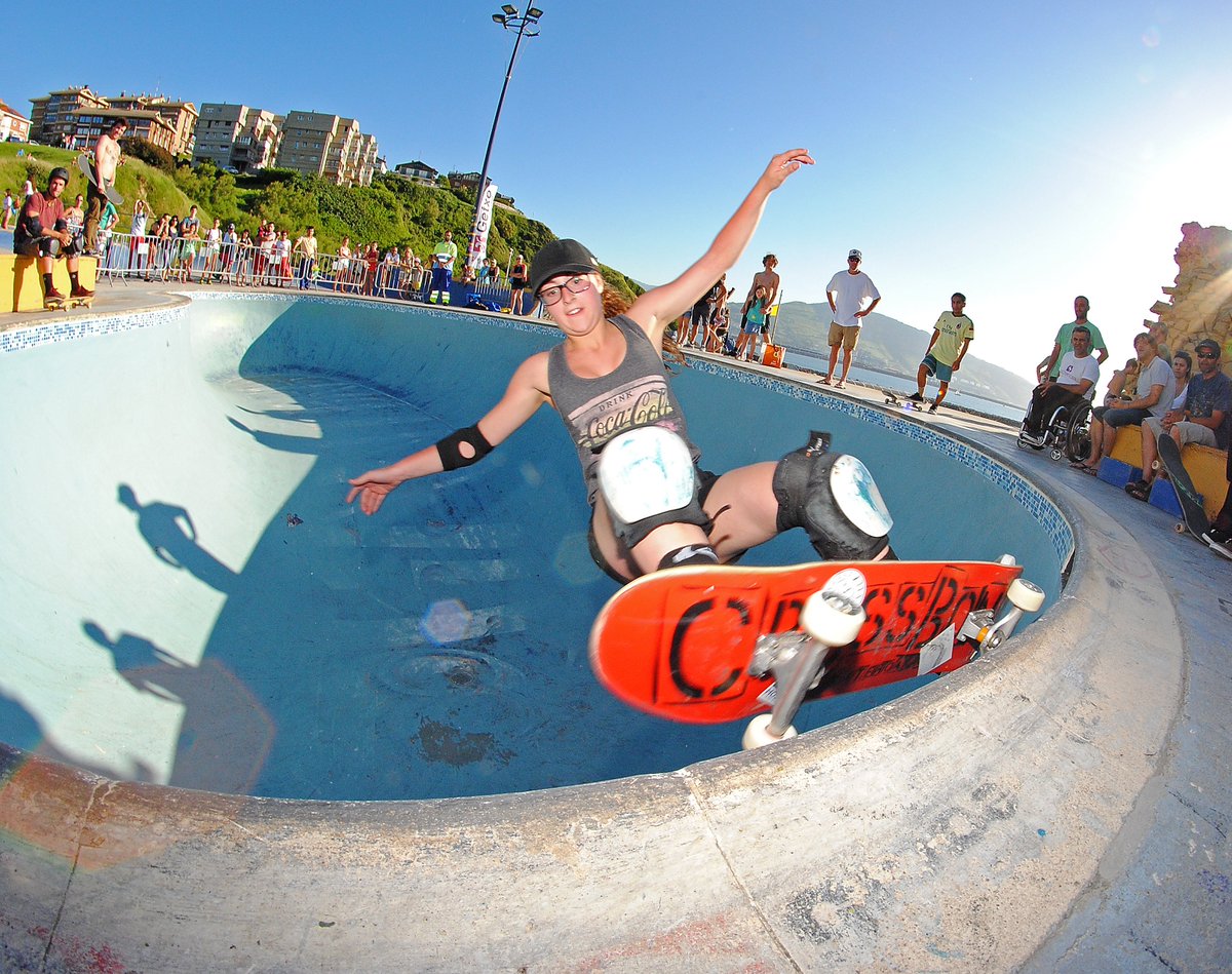skateskola's tweet photo. #Getxo #Gernika #Ordizia #BasquePoolSeries #LaKanteraPro @i92008001 #GetxoKirolak #BasqueCountry https://t.co/ALbcXGg1O4