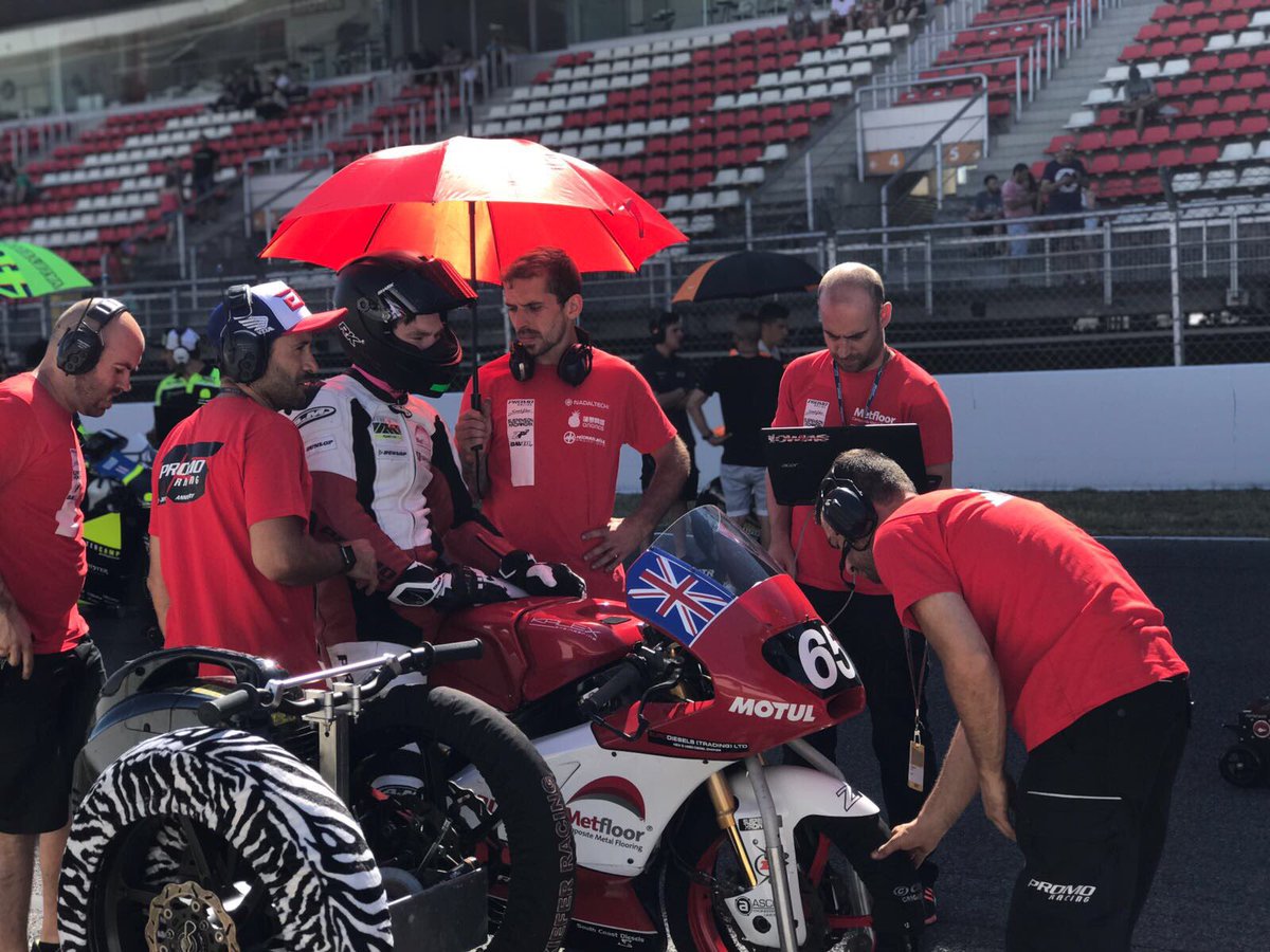 PaddockMotocicl's tweet photo. FIM CEV REPSOL #fimcevrepsol #parrillamoto3 https://t.co/SMS14Uvu6D
