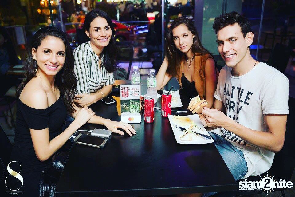 8Oneleven's tweet photo. You see a Sunday. We see the perfect way to end the week. See you here ;)
Table Bookings: 093 421 1991
https://t.co/u3e77EJK2r https://t.co/nAl3s4MDCh