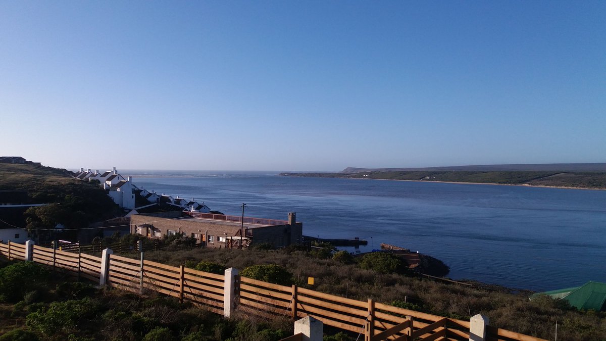 Clifford Roberts tweet media