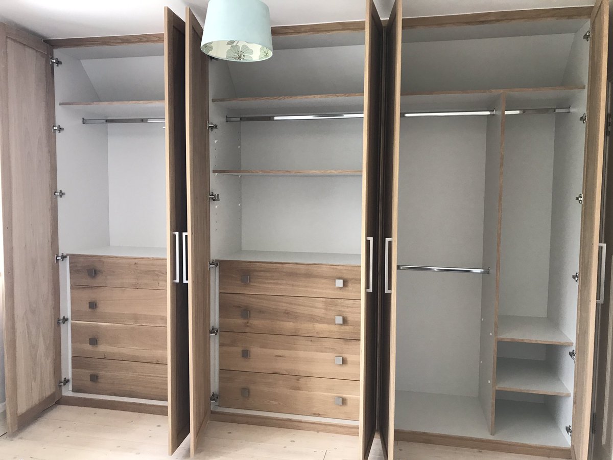 dccarpentry7oak's tweet photo. Oak fitted wardrobes #sevenoaks #dccarpentry #oak #wardrobes #joinery https://t.co/cYaD5hQwqj