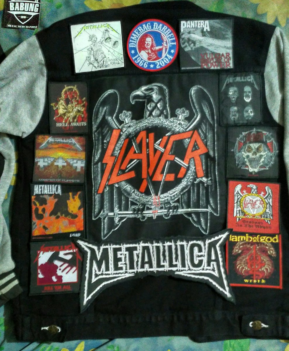 agxfariz's tweet photo. Sew..Sew.. 
.
.
#battlevestassault #battlevest #battlejacket #Metal #Metalheads #slayer #Metallica #pantera #lambofgod #patch #Brotherhood https://t.co/33I4mWQ4iK