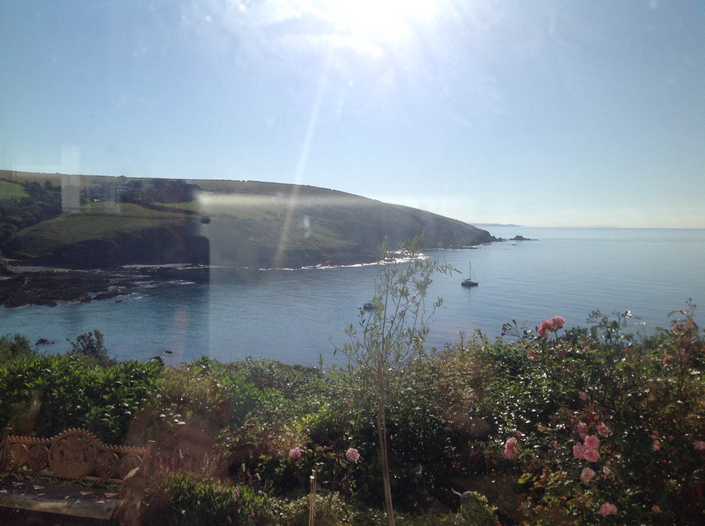 MaryHTrussell's tweet image. Looks like another scorcher #Cornwall #boatsatanchor #CookingBreakfast