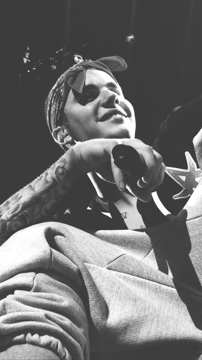jbpurposepit's tweet photo. May 10th 2016, #PurposeTourBoston✨#PurposeTour https://t.co/vnpNhyCNgF