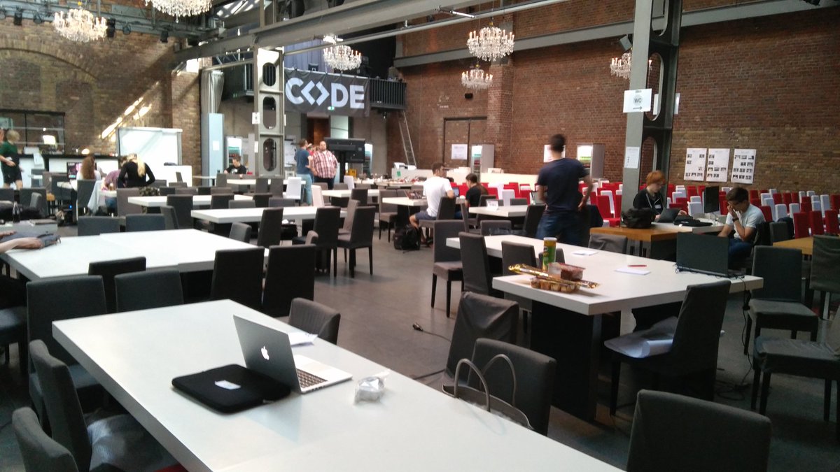 _redmap's tweet image. Final day at #CDCamp17! Let&apos;s get to work! @codeunddesign