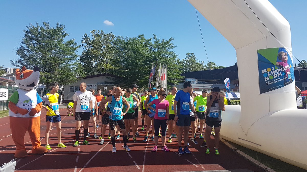 TeamSlovenia's tweet photo. Prva skupina tekačev🏃že na štartu finala #mojanorma 👊👊👊 https://t.co/z07Gu0HrPK