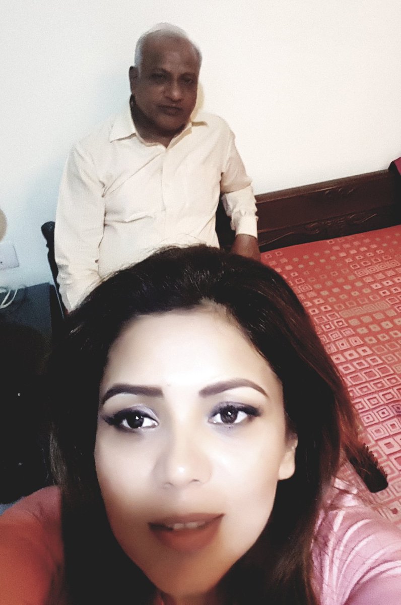 PoonamOBE's tweet image. On #FathersDay2017 let your daughter be her own person. Let her spread her wings &amp;amp; fly. She may make you v proud one day. Happy Father's Day