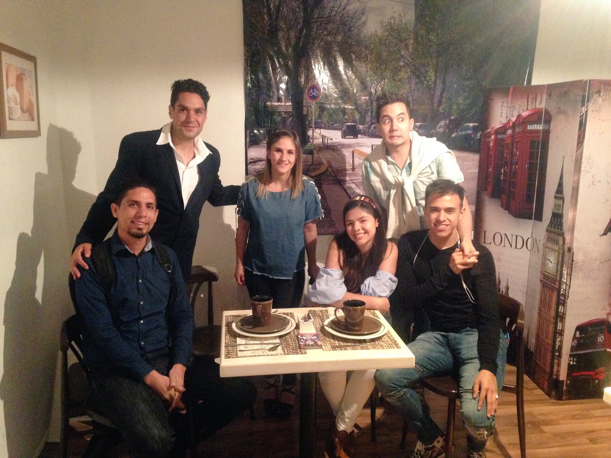 Ese Beso TC tweet media