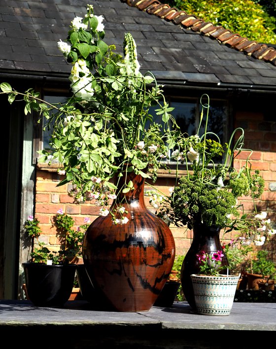 Another sunny day to visit <a href="/SEOpenStudios/">South East Open Studios</a> lovely garden Benenden 11-6 #paintings #ceramics #sculpture <a href="/KSCourier/">KentLive Tunbridge Wells & Tonbridge</a> <a href="/FlicFlutter/">Felicity Flutter RI SGFA</a>