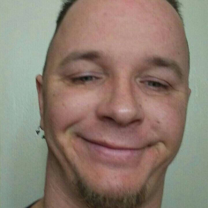 sexplicitmind's tweet photo. hey#Liveme daddyd joker420 🃏: https://t.co/KlB4LIxUiO https://t.co/UjYRLCJyUz