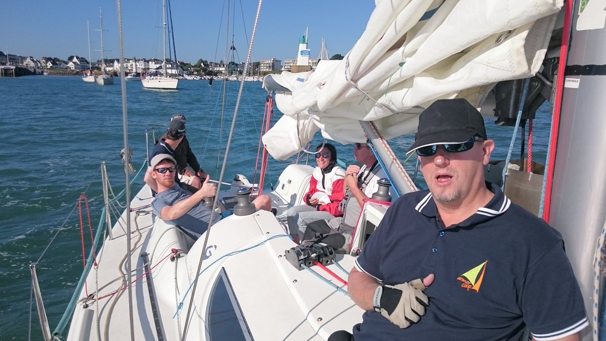 Nav100pratique's tweet photo. C'est reparti pour une dernière journée #ArmorCup2017. Objectif: se faire plaisir sur cette dernière régate :-) https://t.co/4H7PMvmbYz