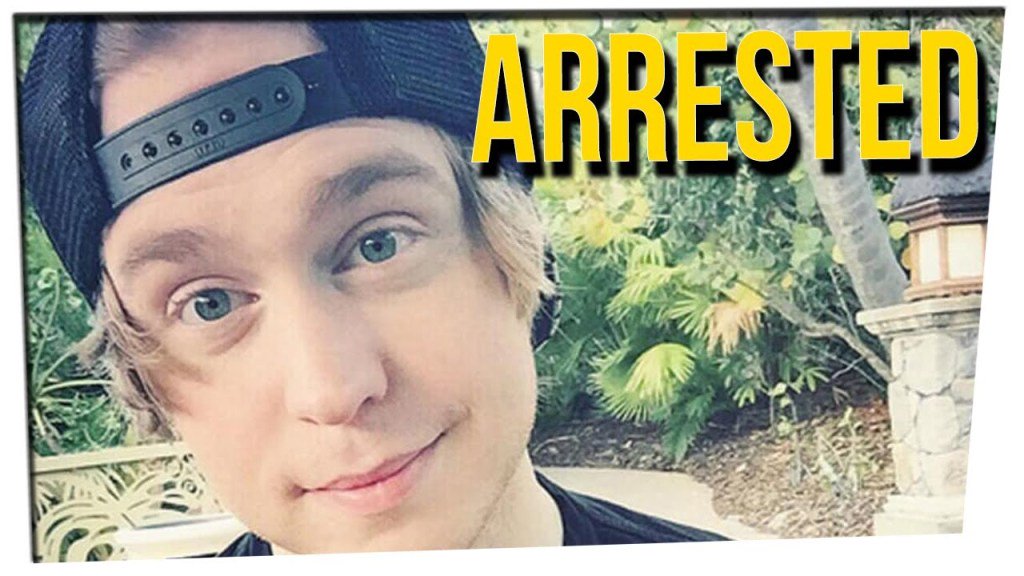 cipherfacts's tweet image. Popular YouTube star Austin Jones, 24, arrested on child pornography charges: FANS are no… cipherfacts.com/index.php/2017…