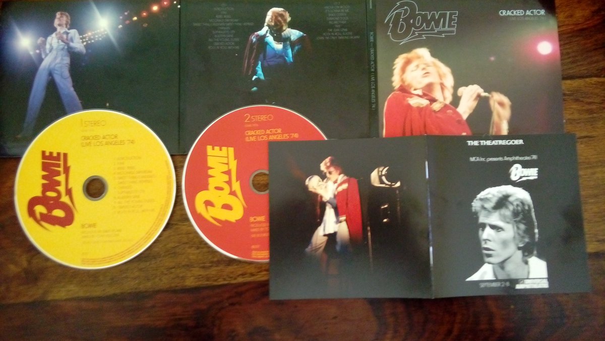 DavidBowieGlam's tweet photo. As good as David Live? Your views everyone? https://t.co/RD2sYng7a6