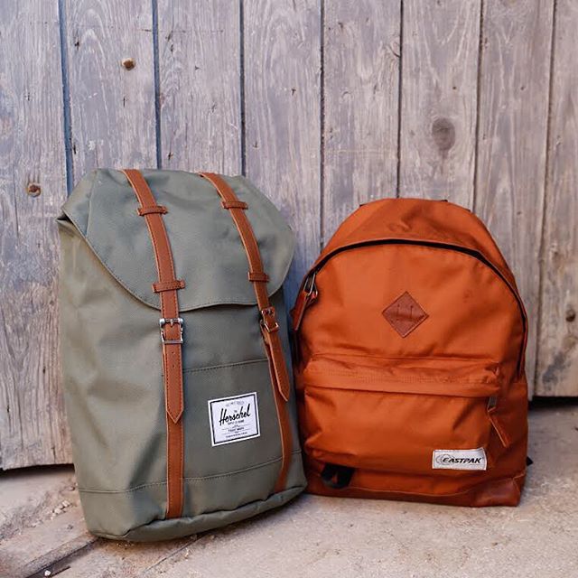 #herschel #eastpak #unclejeans #uj #denimguide #jeans #denim #sacados #bagpack #eshop #shopping #fashion #fashiongram #fashionpost #instada