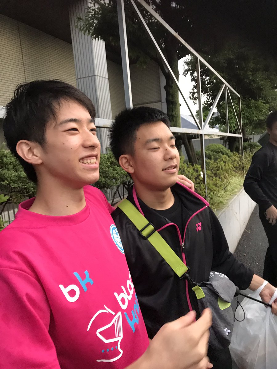 HasseTak's tweet photo. 今日で引退しました。
最後の試合もすごく楽しかったし、応援も最高でした！！本当に記憶に残る日でした！
最後、ダブルで勝ち切れてよかったけど、やっぱりインターハイ行きたかった… 
64代目頑張ってー！ありがとう😊 https://t.co/bLm4uIj2i6