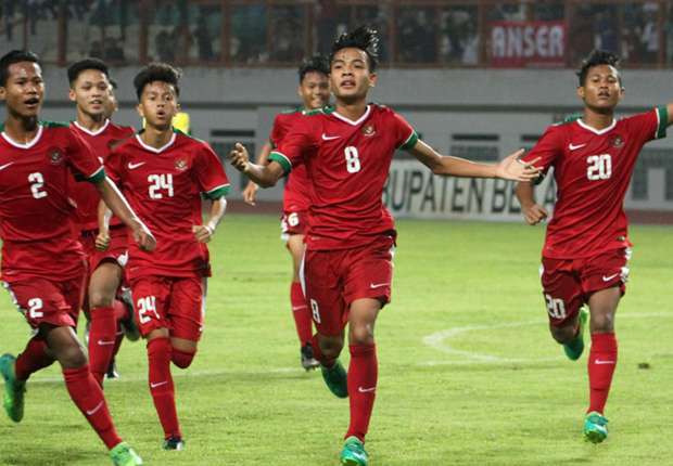 GOAL_ID's tweet photo. Timnas Indonesia U-16 Juara Tien Phong Plastic Cup 2017 - https://t.co/UPbI8fKpdB https://t.co/dL5xcSiRQL