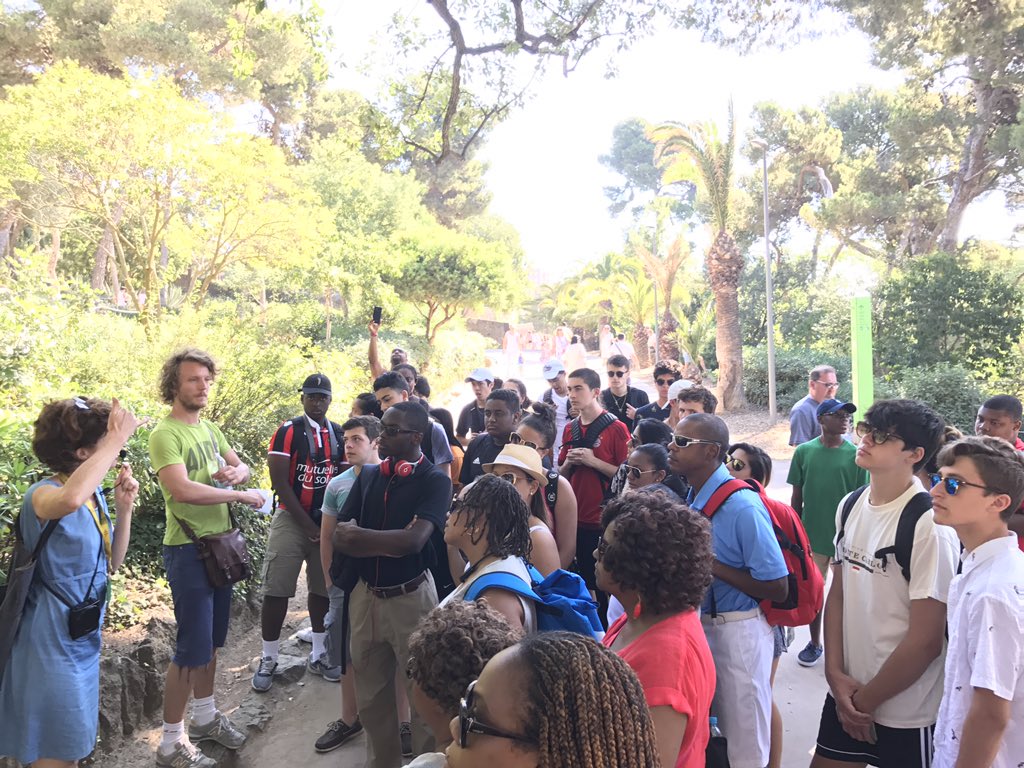 medcoast2017's tweet photo. Barcelona has brought new knowledge and new cultural perspectives! Kids are really enjoying it. @FriscoHHSCoyote @IHSFrisco https://t.co/EZq8SVCyPB